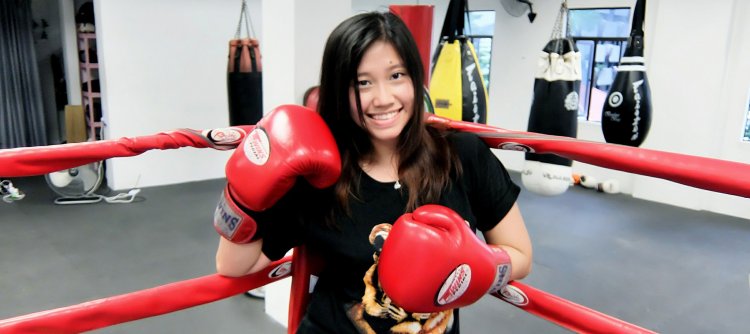 Таиландский бокс для девушек