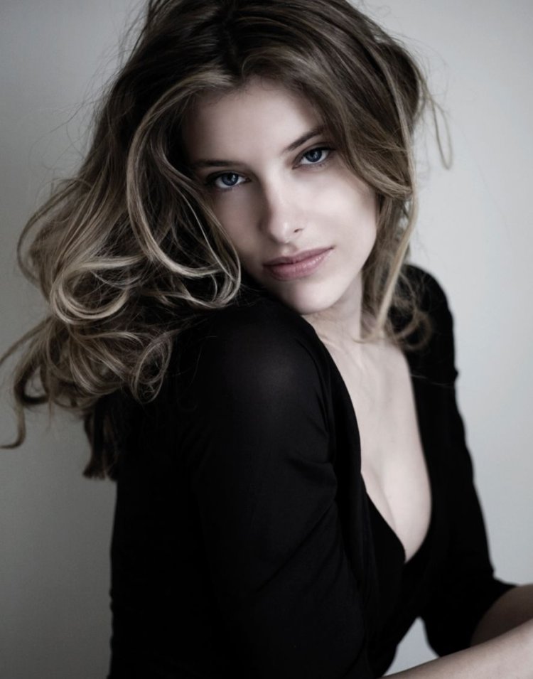 Сара Мейнгот