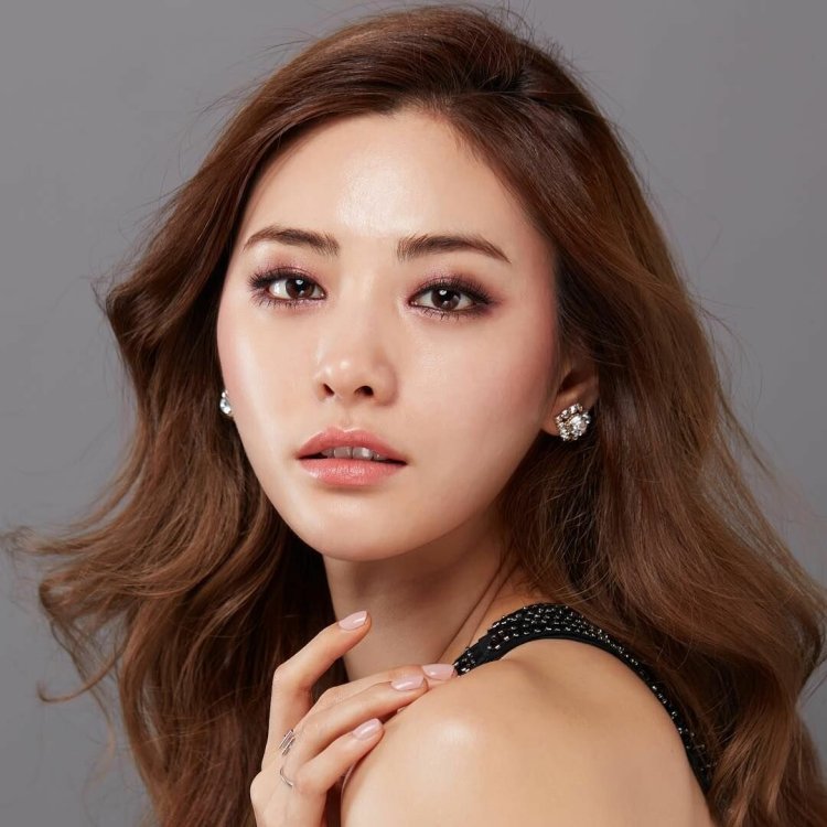 Нана after School