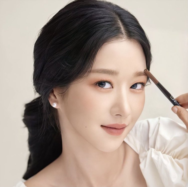 Кореянка модель реклама косметики