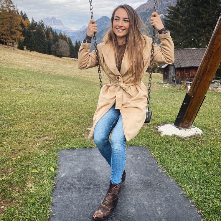 Доротея Вирер ноги