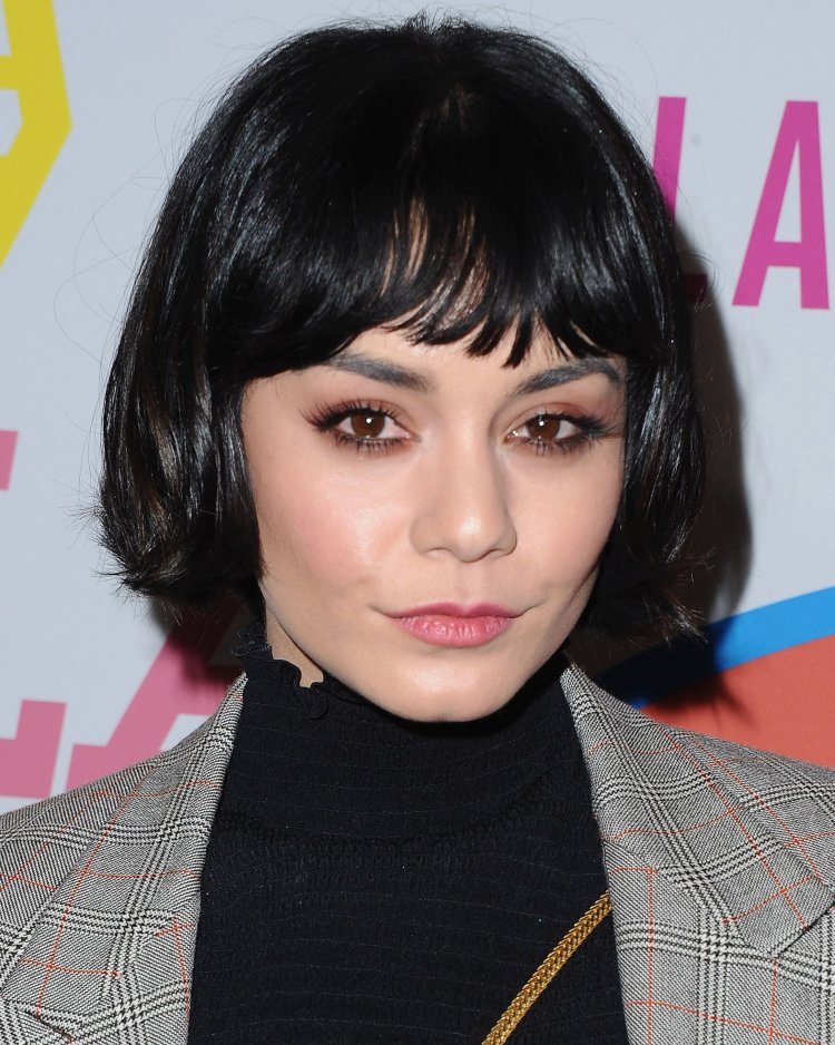 Ванесса Хадженс с челкой