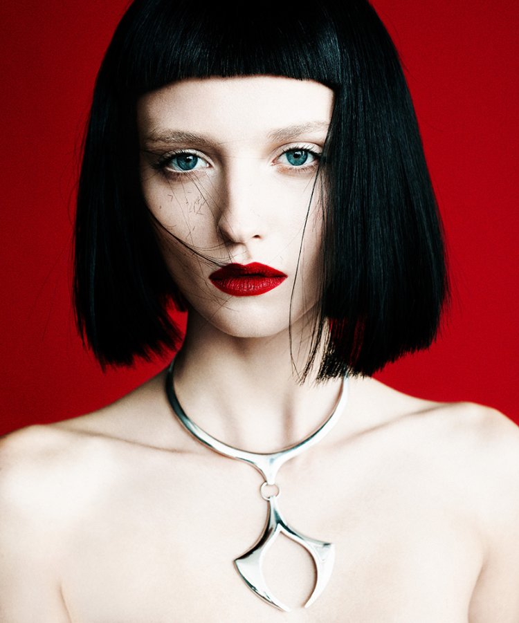 Девушки с короткой челкой