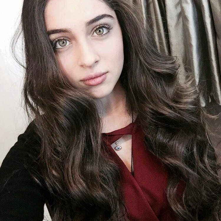 Кемре Байсел