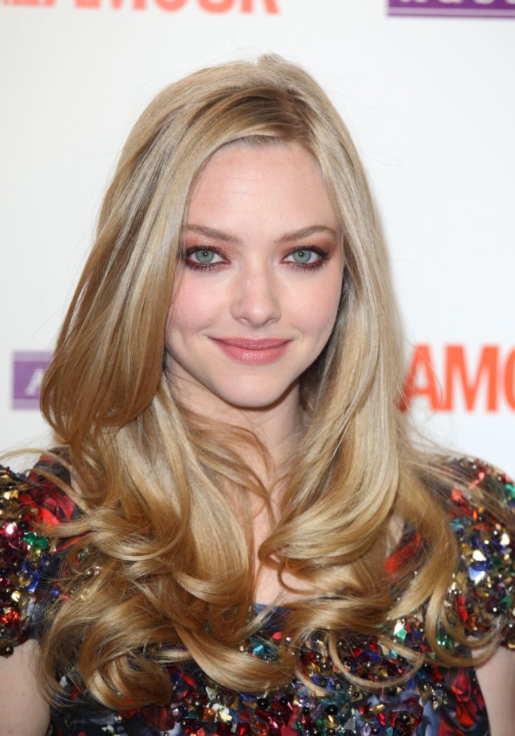 Блондинки с высоким лбом