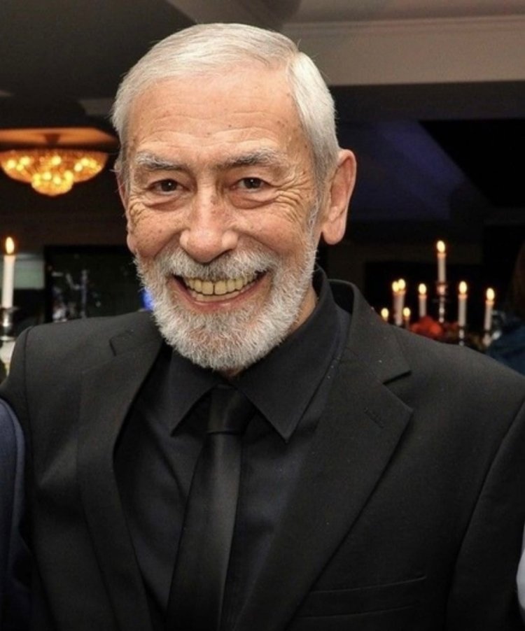 Вахтанг Кикабидзе