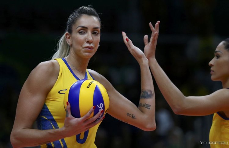 Таиса Менезес