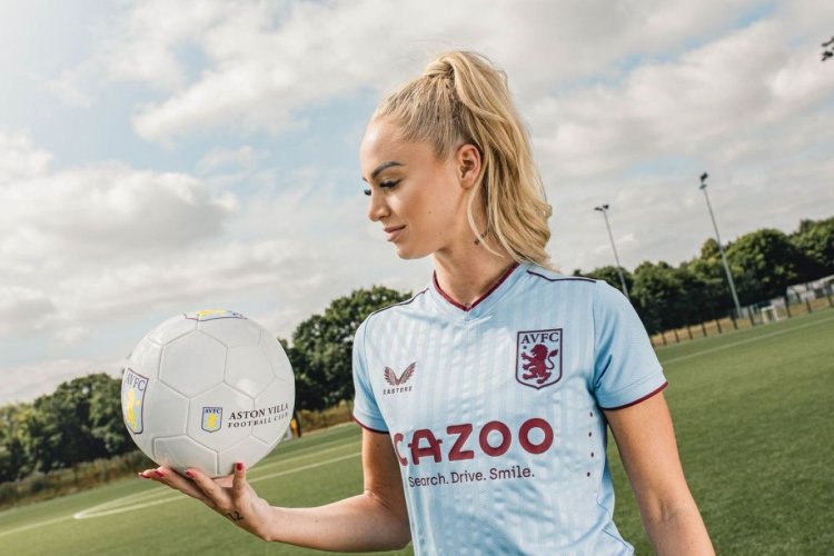 Алиша Леманн Астон вилла