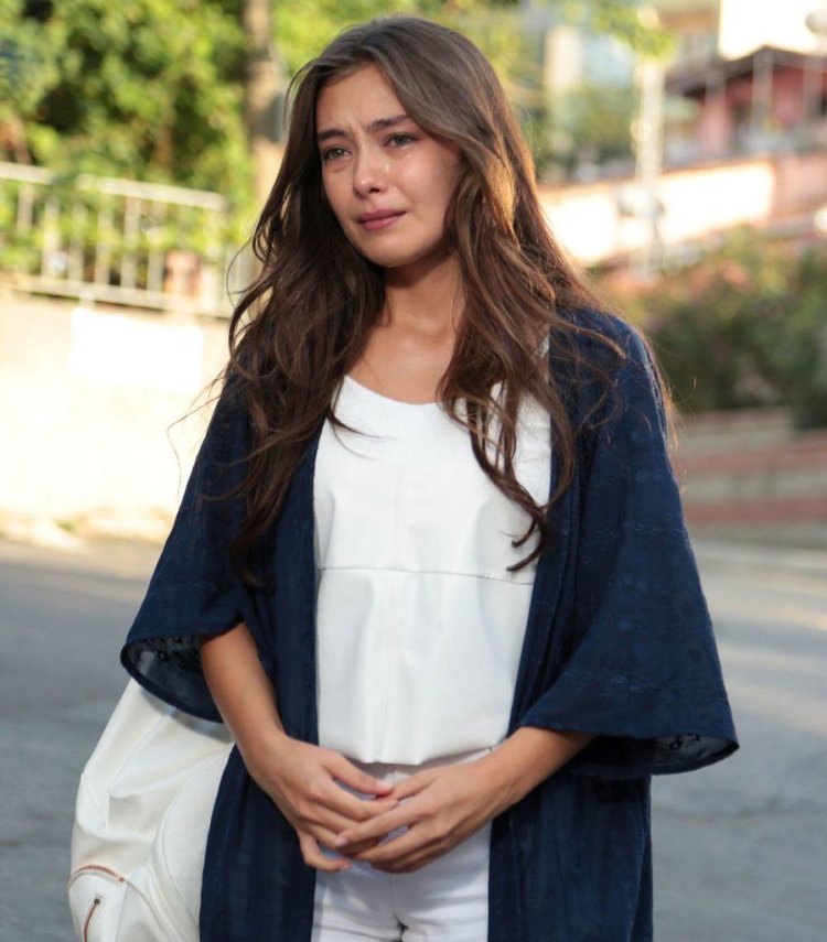 Нихан Сезин