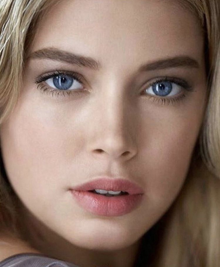 Даутцен Крус лицо