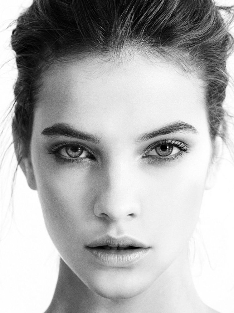 Самара Уивинг и Марго Робби