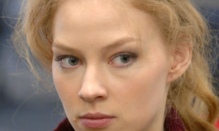 Светлана Ходченкова в профиль