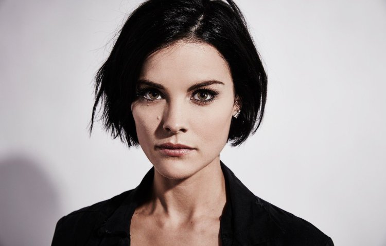 Джейми Александер актриса