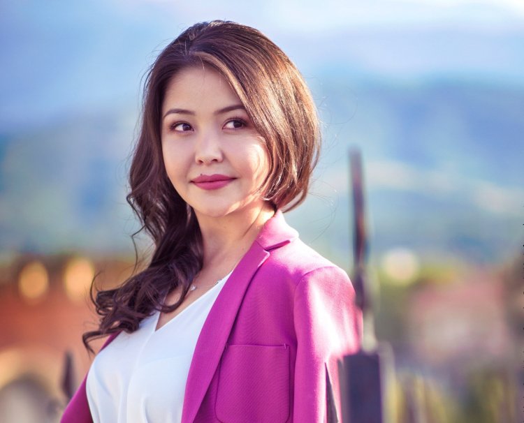 Асель Садвакасова побег из аула