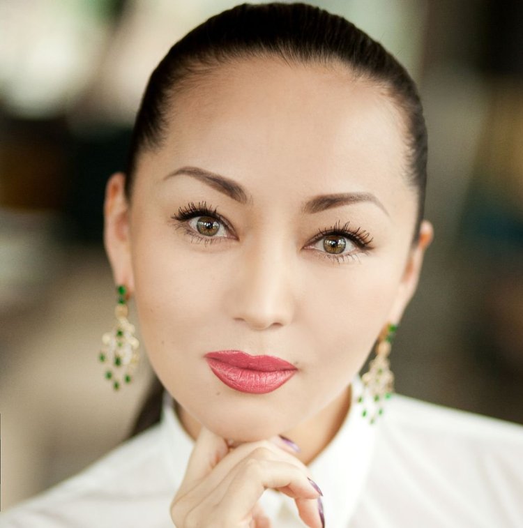 Порнодағы ең үлкен кеуделер