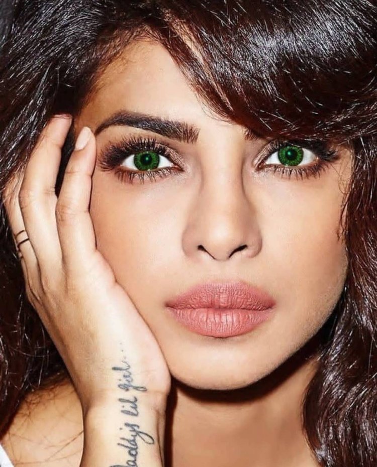 Приянка Чопра тату