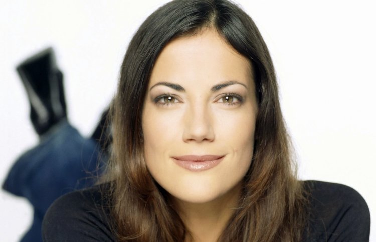 Беттина Хоензее