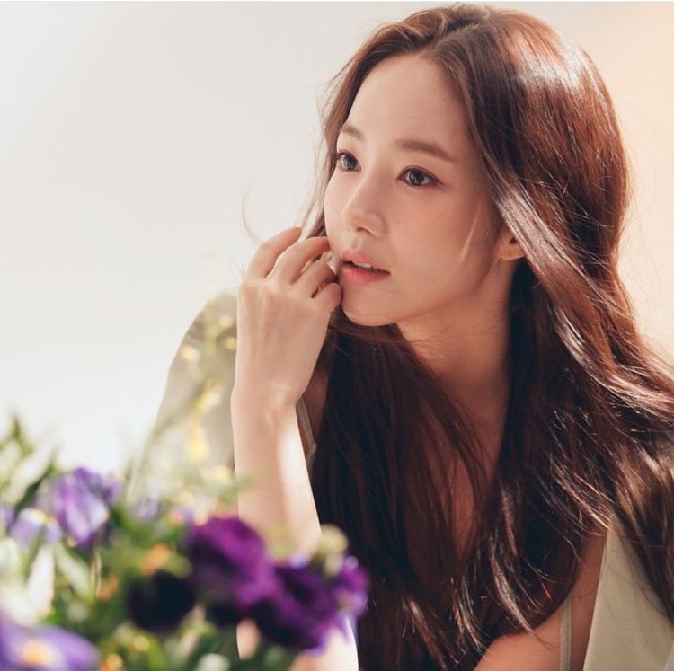Актриса Park min young