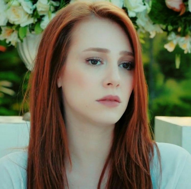 Эльчин Сангу ненакрашенная