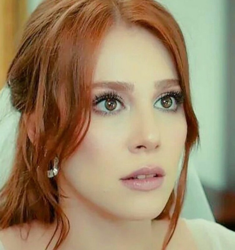 Тур актрисы рыжие