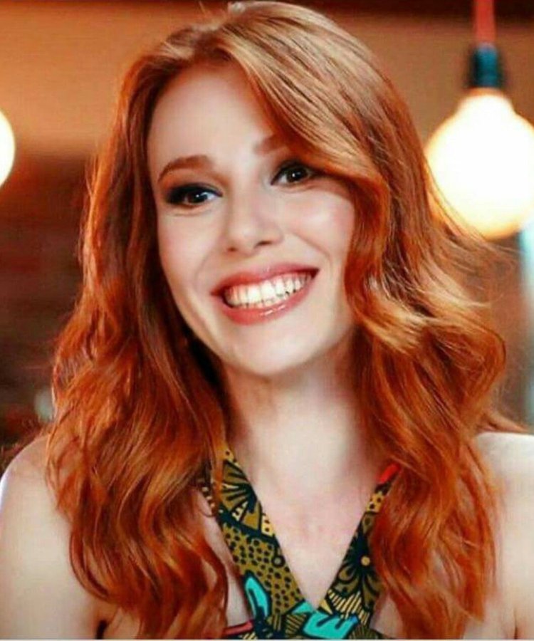 Эльчин Сангу рыжая