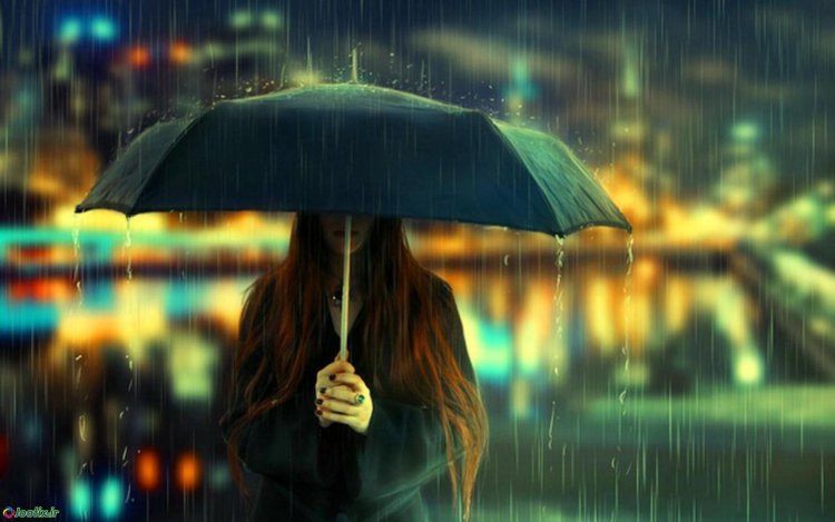 Девочка под дождем