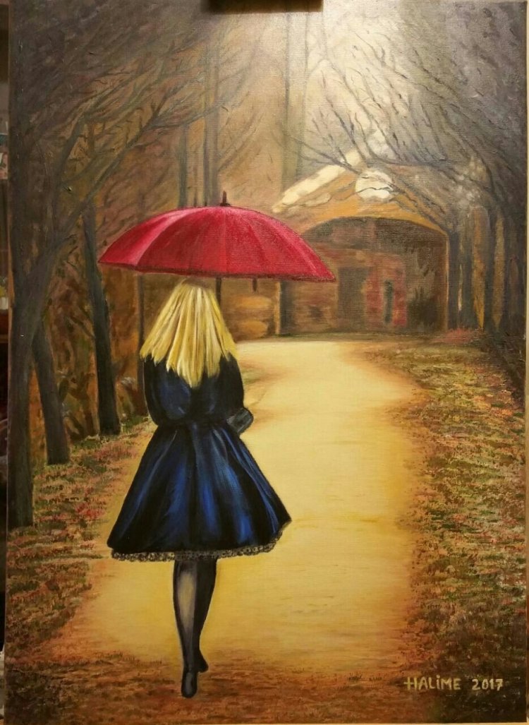 Девушка с зонтиком со спины