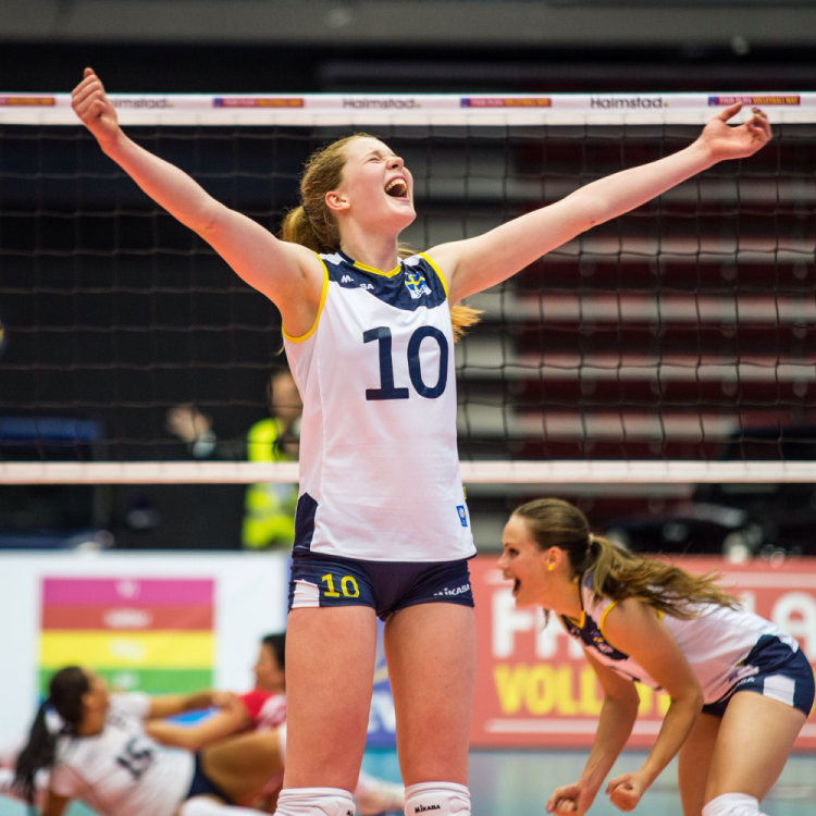 Изабелла Хаак