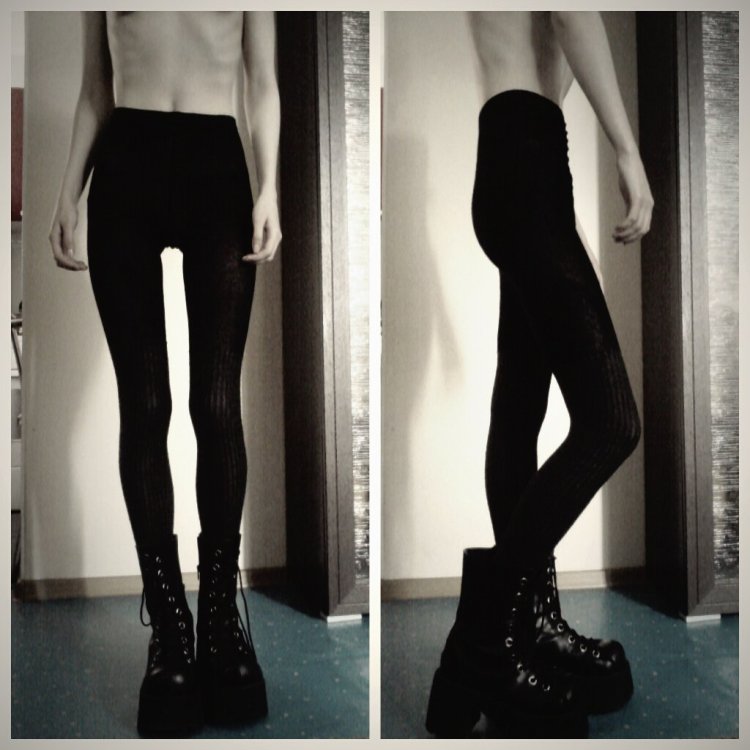 Анорексичные ноги в джинсах