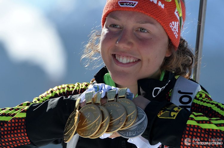 Лаура Дальмайер биатлон завершила карьеру