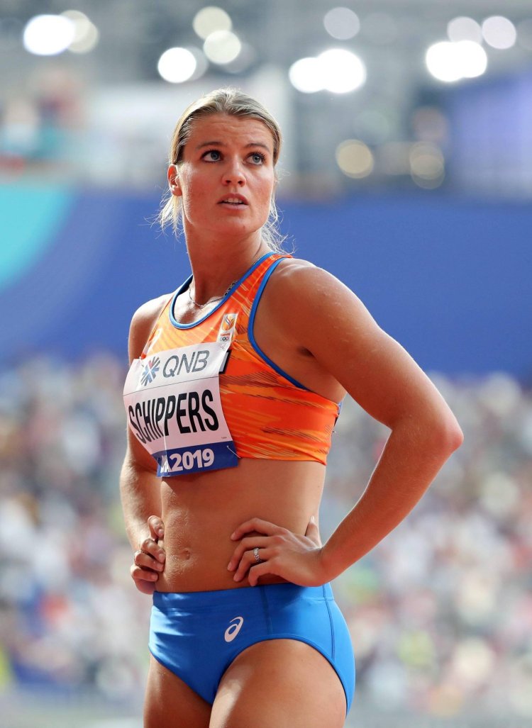 Элиза Маккартни