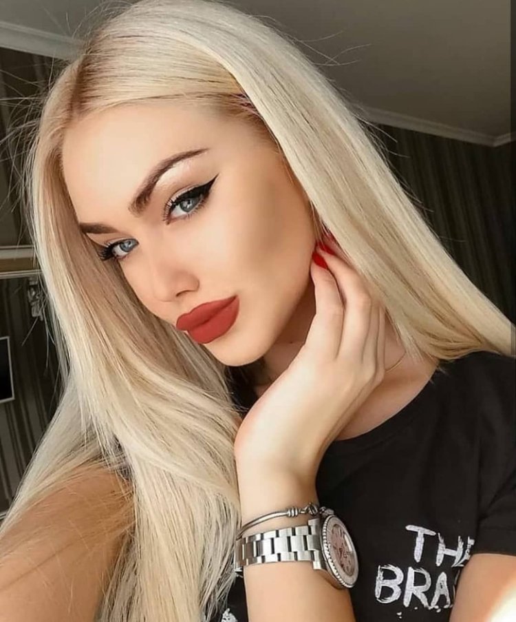 Алена Шишкова селфи