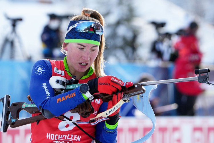 Динара Алимбекова биатлон