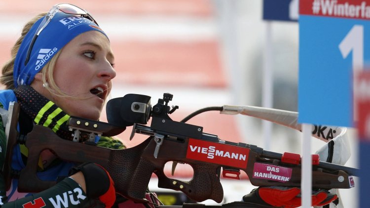 Биатлон Анна Петракова