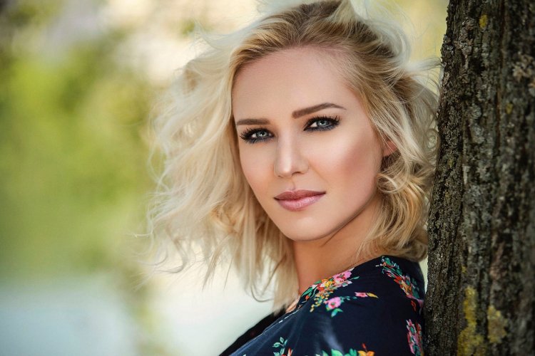 Ева Микульски