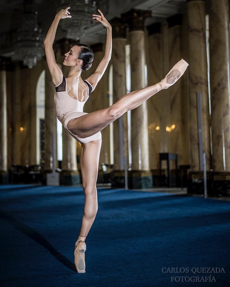 Горячая балерина