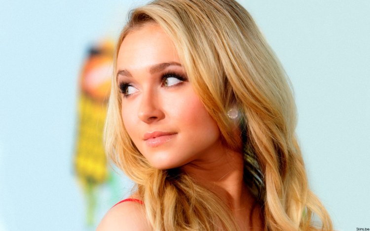 Хайден Панеттьери блондинка зеленые глаза