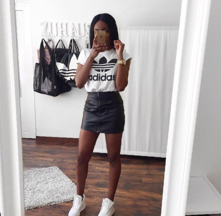 Лола Чуил в полный рост