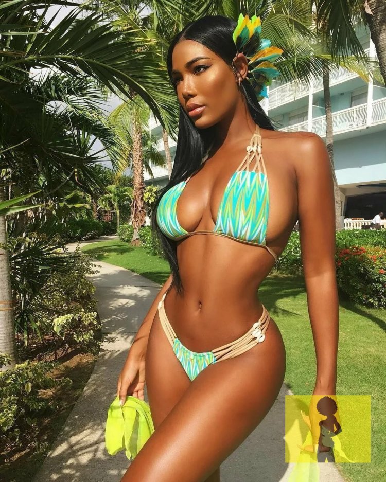 Alexandra Vesta @VESTAALEXANDRA