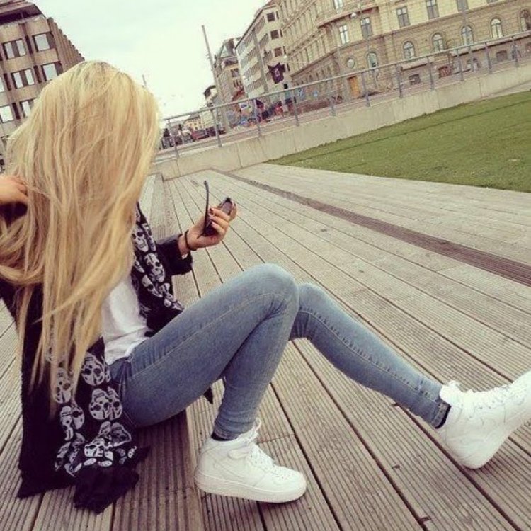 Картинки блондинок на аву