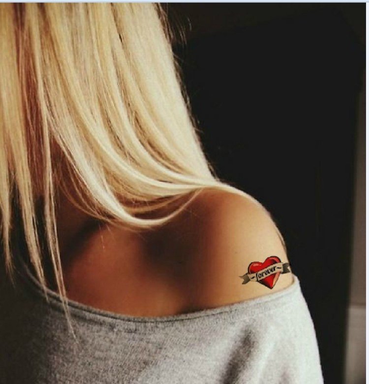 Блондинка со спины