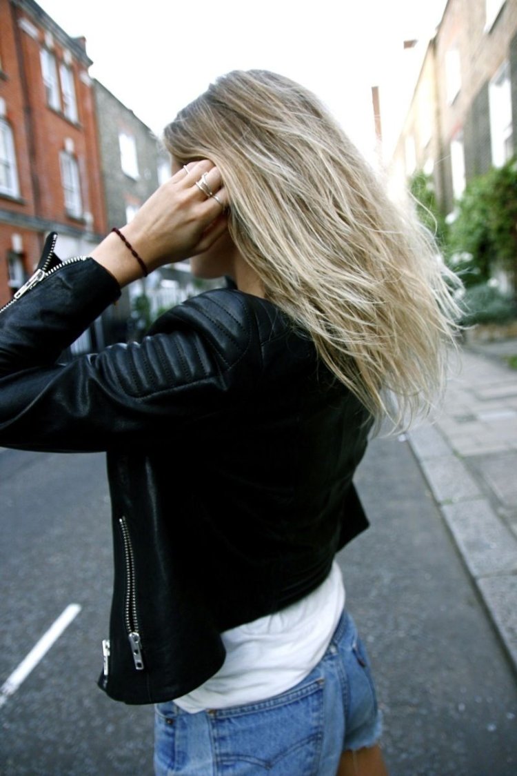 Блондинка без лица