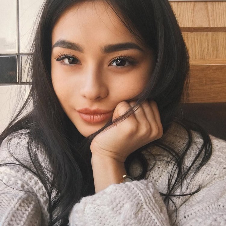 Диана Коркунова селфи