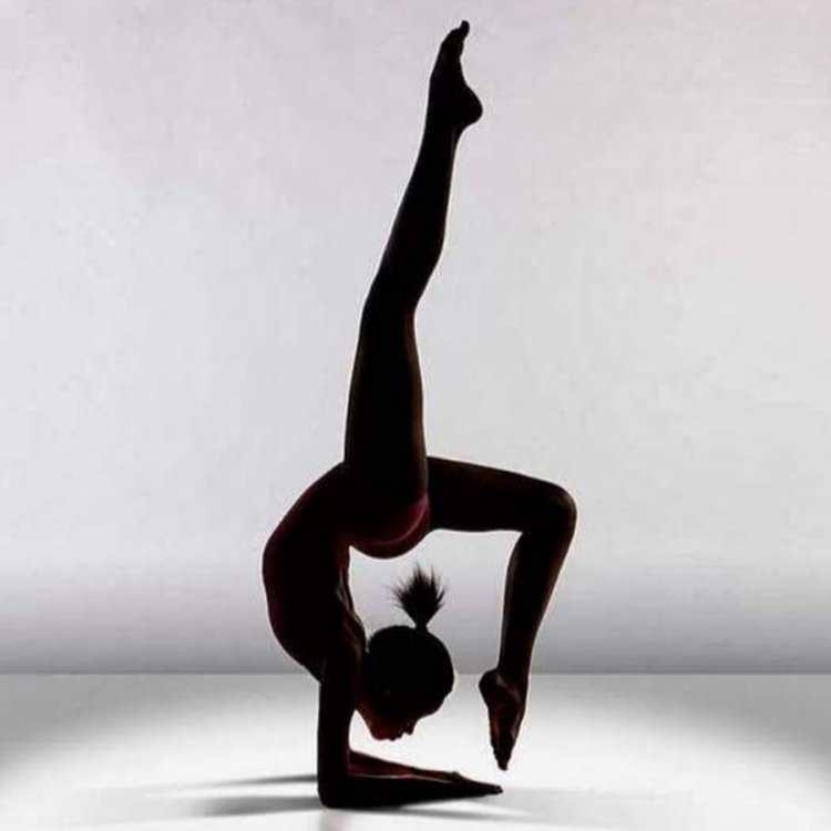 Красивые фигуры гимнасток