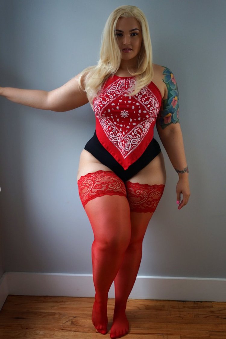 Саманта жирненькая