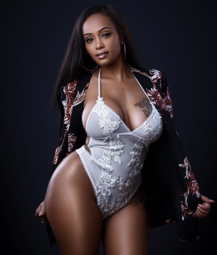 Толстые широкие бедра