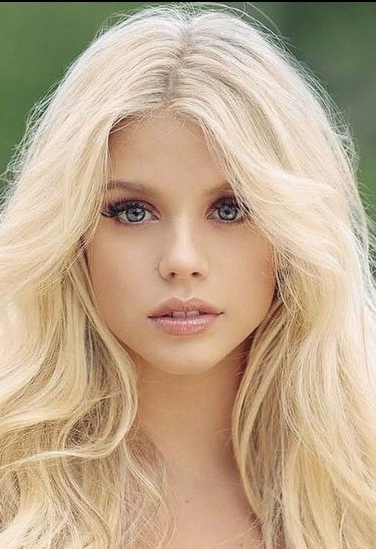 Кейлин Слевин