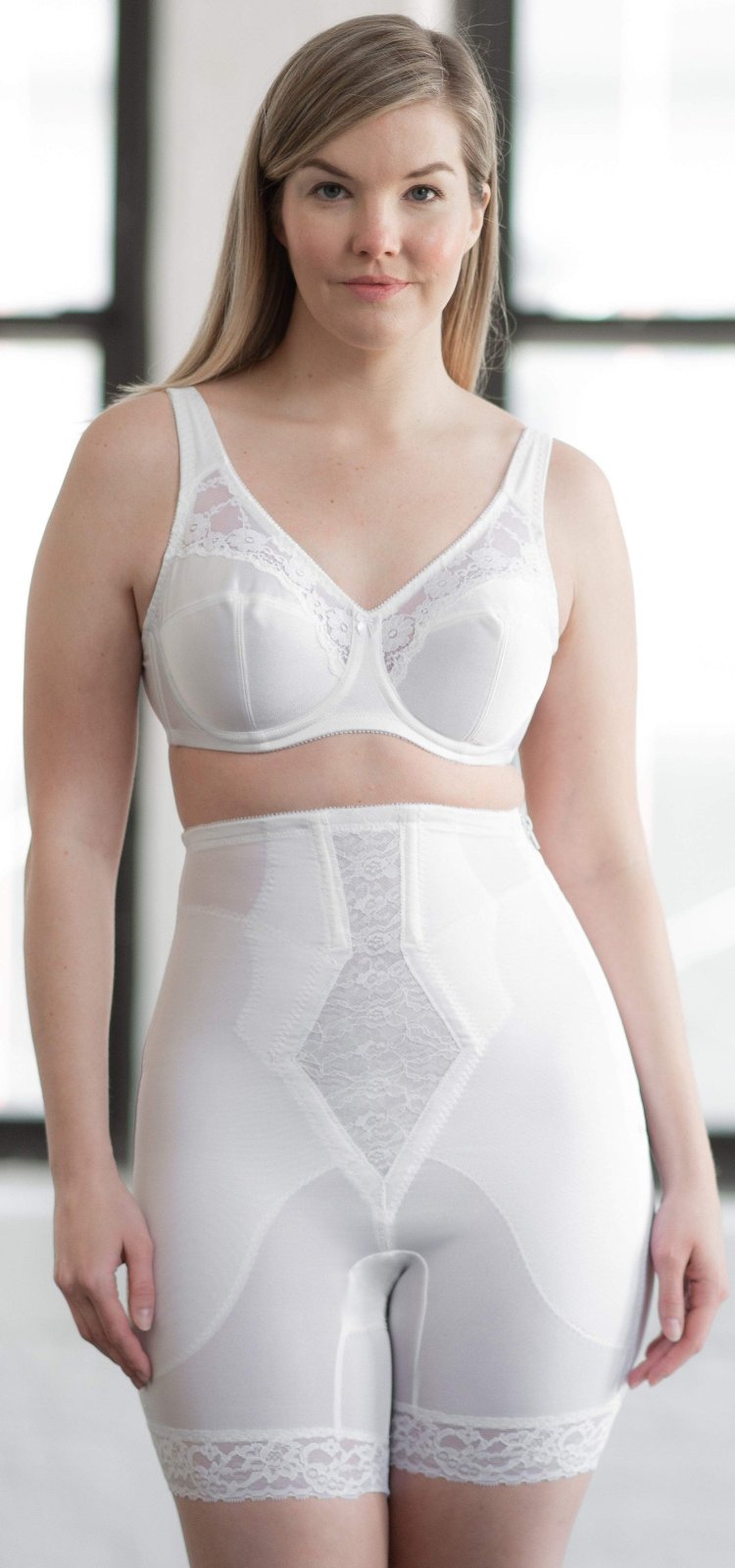 Панталоны женские на женщинах