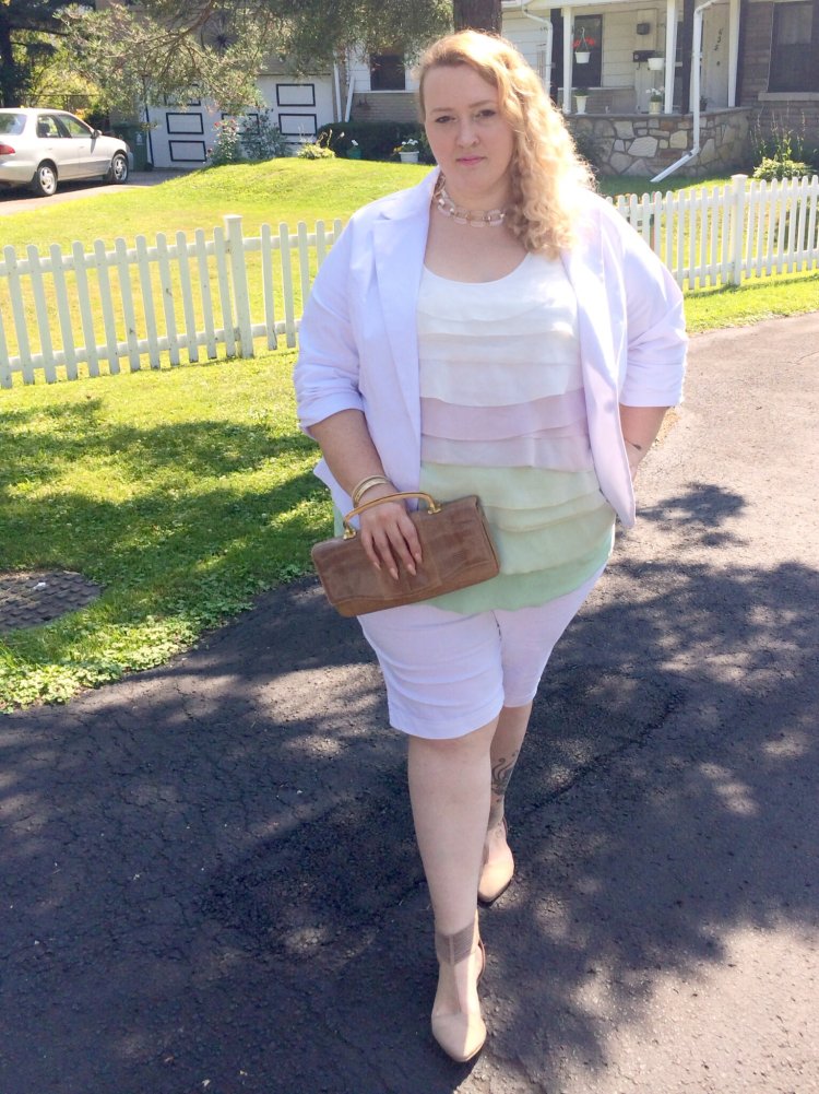 Толстушка Мелинда Балог