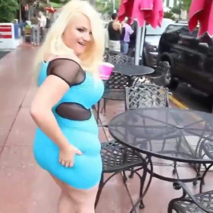 Благородная блондинка bbw